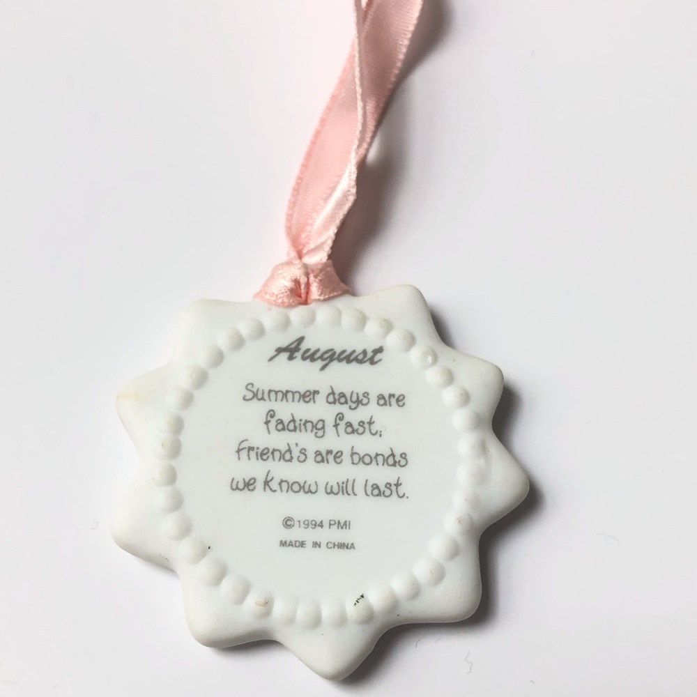 Precious Moments *August* Music Box and “August’ Disk - Picture 4 of 7